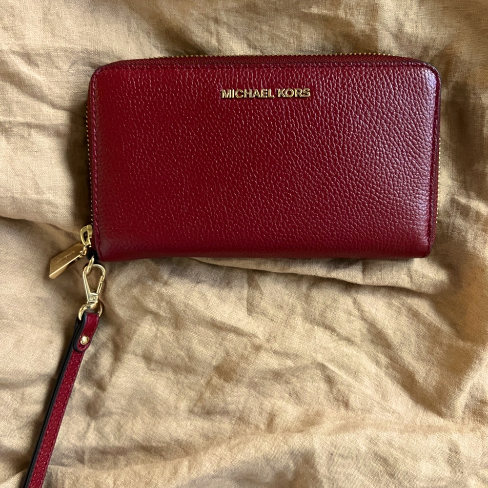 Micheal Kohrs Burdundy Wristlet Wallet